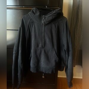 Women’s Lululemon Black Scuba